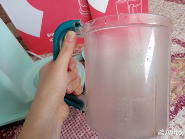 Блендер-пароварка Kitfort + фартучек для кормления