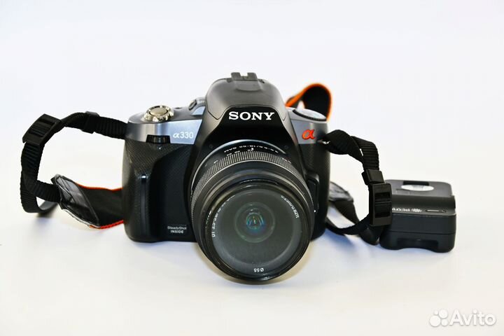 Sony A330 10.2MP цифрозеркалка Kit DT SAM 18-55