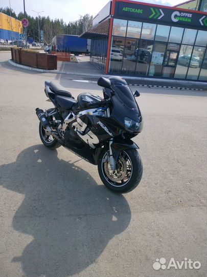 Honda cbr919rr fairbleid cbr900