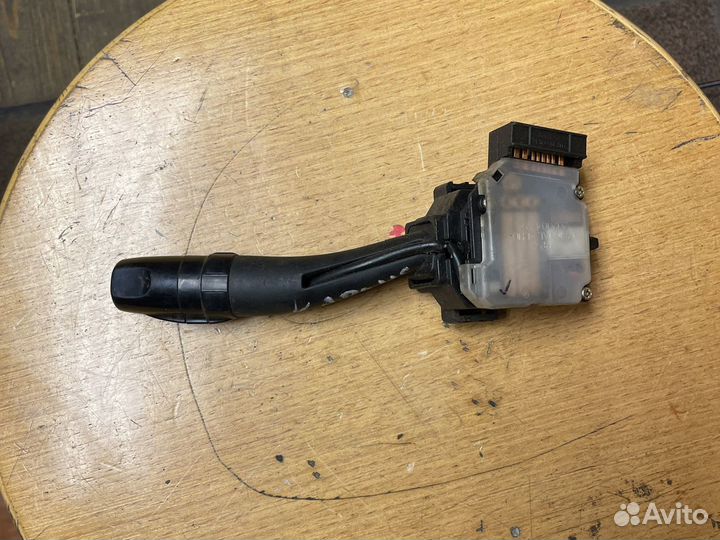 Переключатель поворотников Kia Magentis 2007