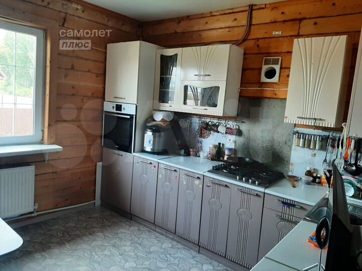 Дом 100,1 м² на участке 8,3 сот.