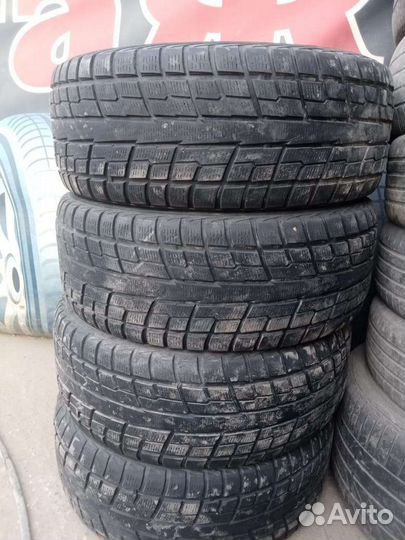 Yokohama 104ZR 255/55 R19