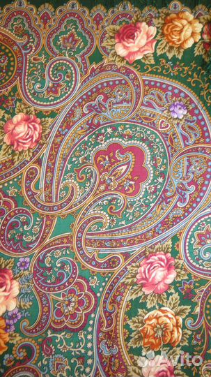 Павловопосадский шерстяной платок