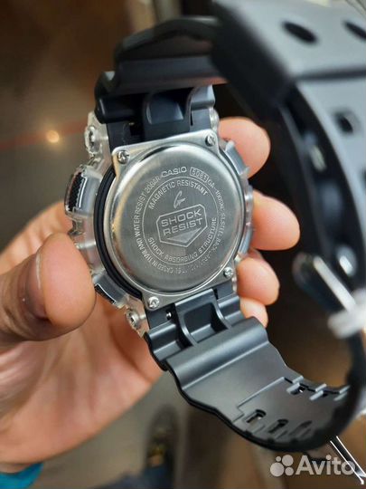 Часы Casio G-Shock GA-100SKC-1A