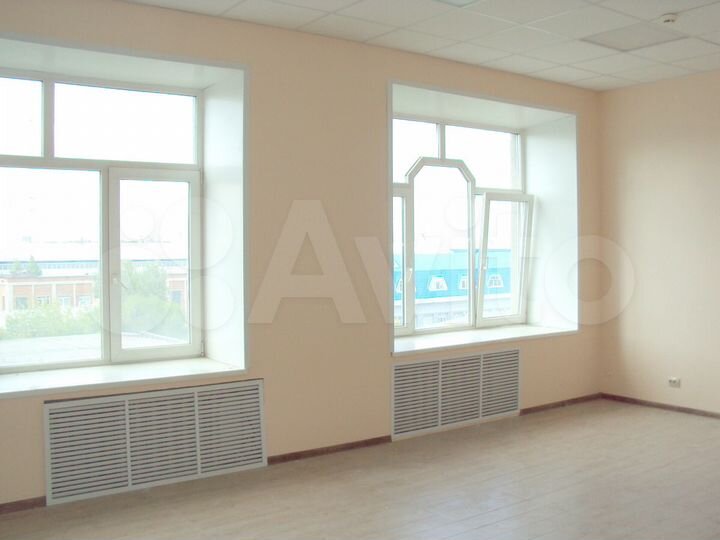 Офисное помещение, 469 м²