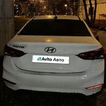 Hyundai Solaris 1.4 AT, 2018, битый, 395 000 км