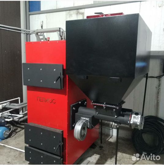Твердотопливный котел с автоматической подачей