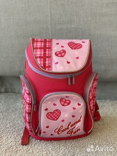 Школьный портфель (легкий)