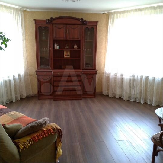 2-к. квартира, 56 м², 2/10 эт.