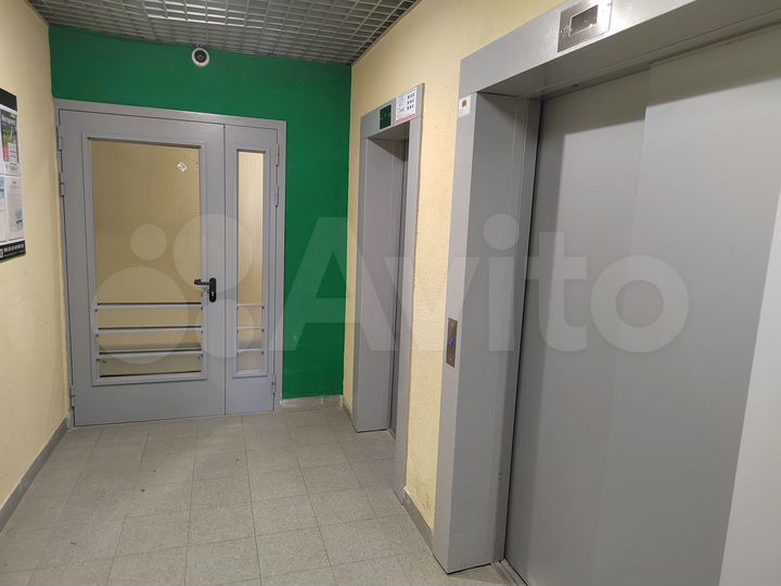 2-к. квартира, 55 м², 3/10 эт.