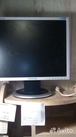 Монитор Самсунг