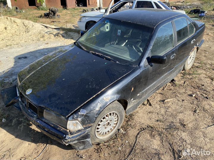 BMW 3 E36 1.6 AT в разбор