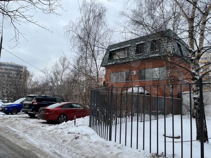 Здание, 367.9 м²