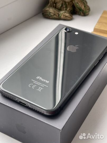 iPhone 8 64 gb black