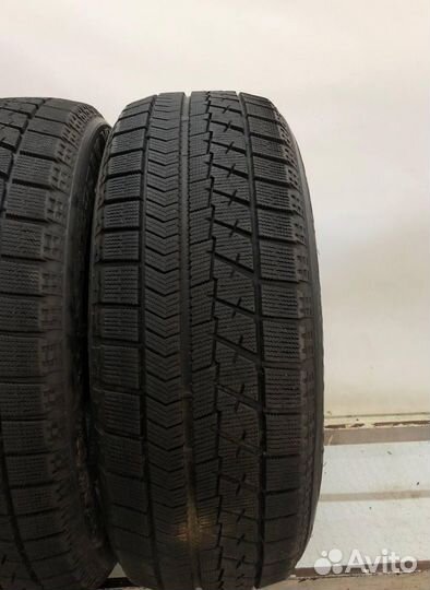 Bridgestone Blizzak VRX 225/60 R17 99W