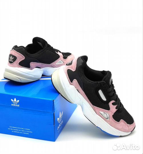 Кроссовки adidas falcon