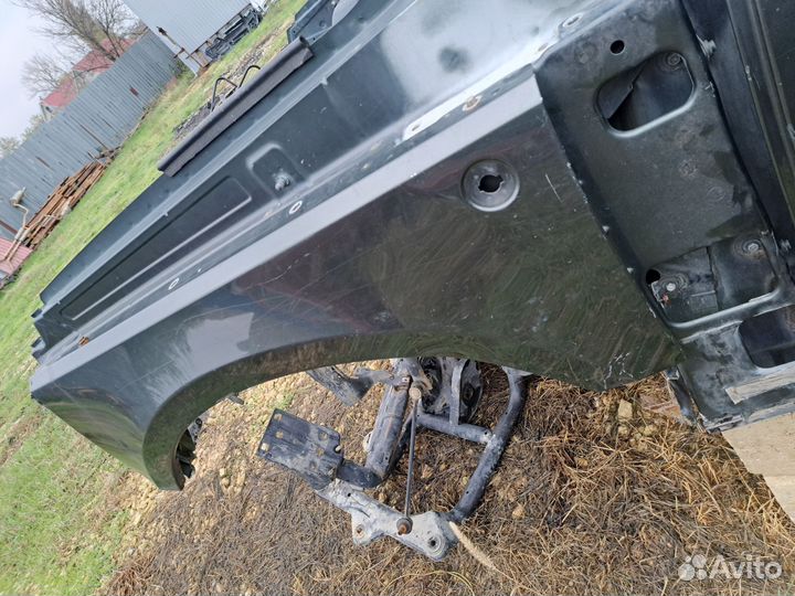 Крыло переднее левое Range Rover Vogue l322