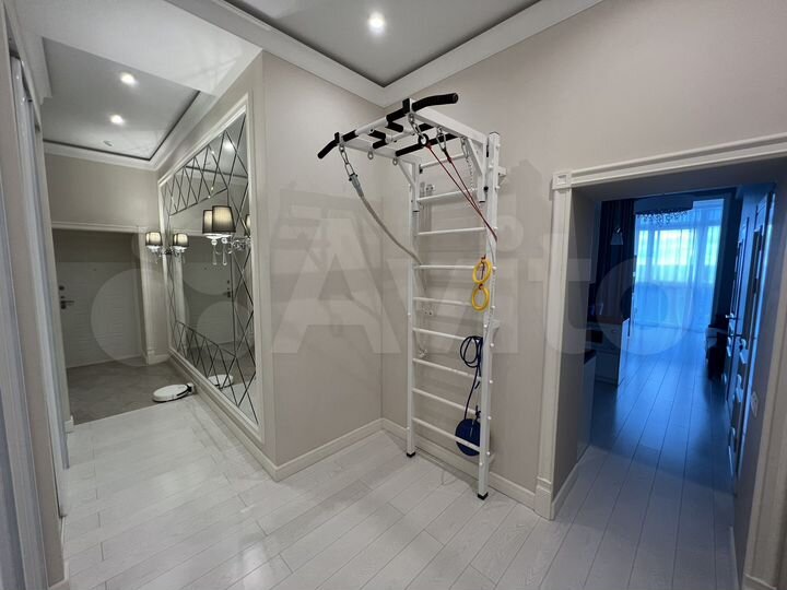 3-к. квартира, 76 м², 14/14 эт.