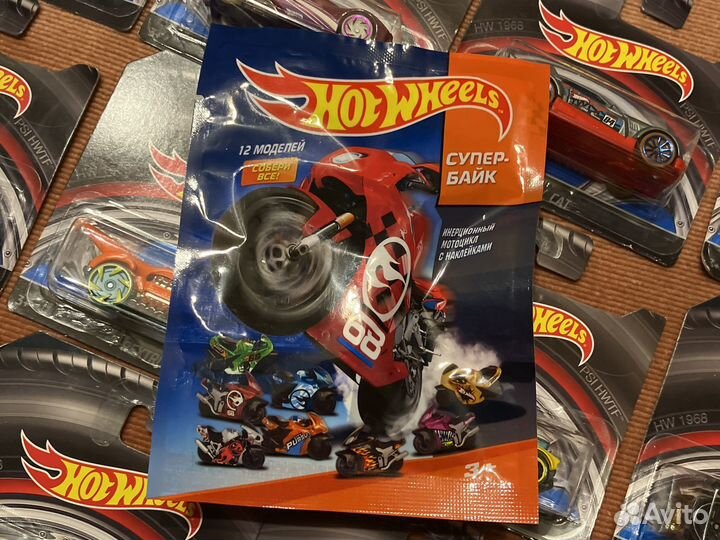 Машинки хот вилс из журнала HOT wheels