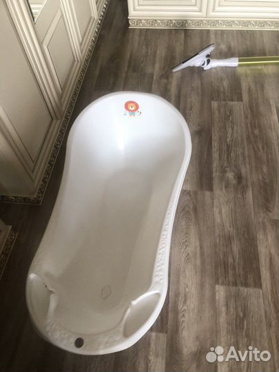 Ванна детская с клапаном для слива воды