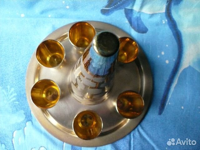 Коньячный сервиз (6 рюмок,графин,поднос). СССР