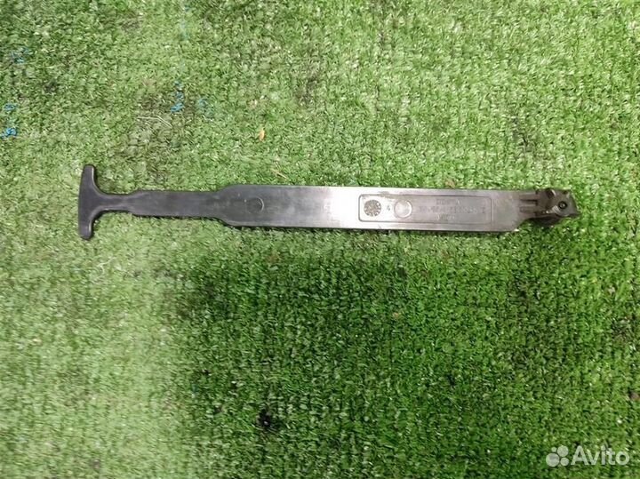 Ручка открывания капота Ford Fiesta (CBK) 2007