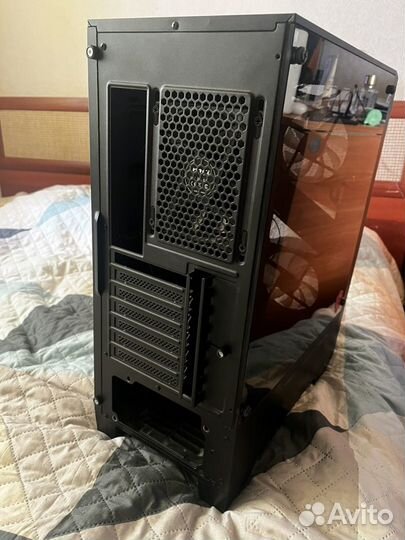 Корпус Midi-Tower ATX MSI MAG forge 100M черный