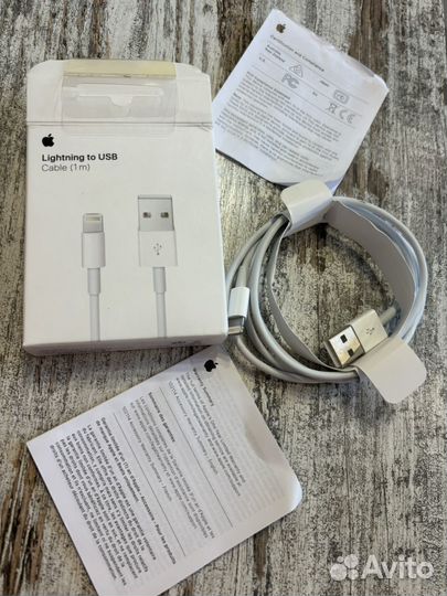 Новый оригинальный кабель для iPhone lightning