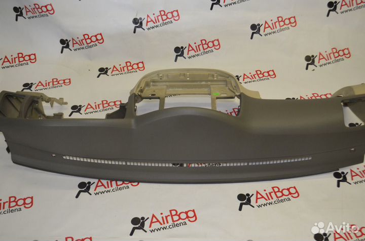 Торпедо Toyota 100 (правый руль)