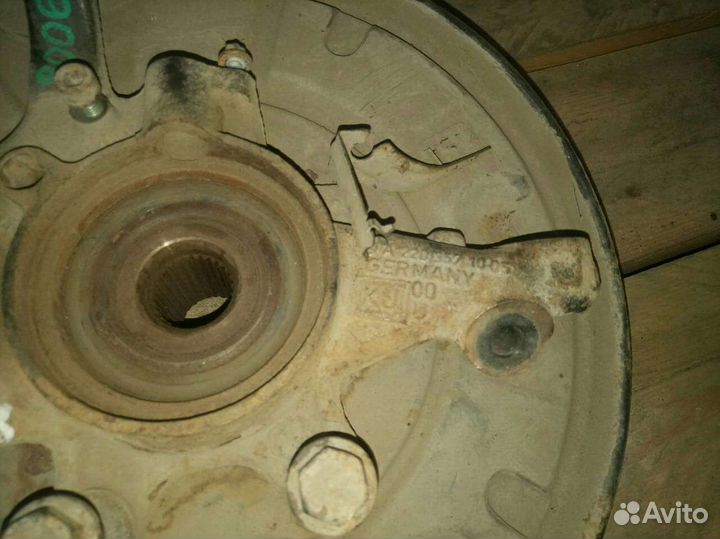 Кулаки задней подвески Mercedes Benz W220