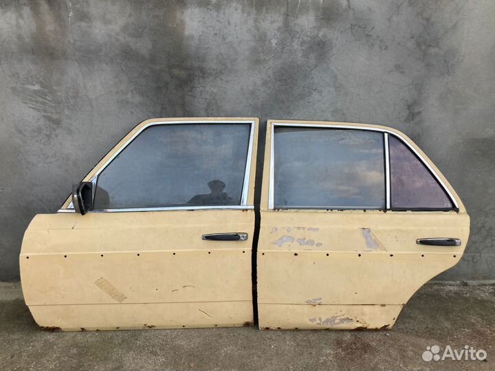 Запчасти мерседес 123