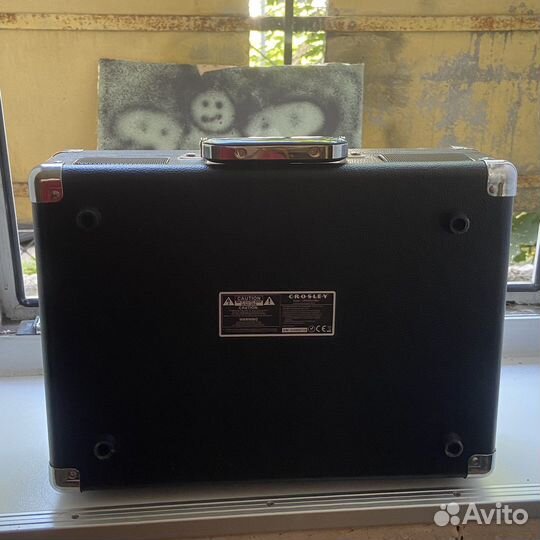 Виниловый проигрыватель crosley