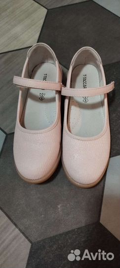 Туфли б/у для девочки