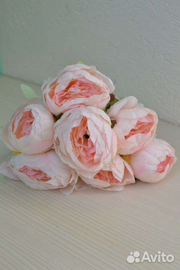 Пионы и розы искусственные
