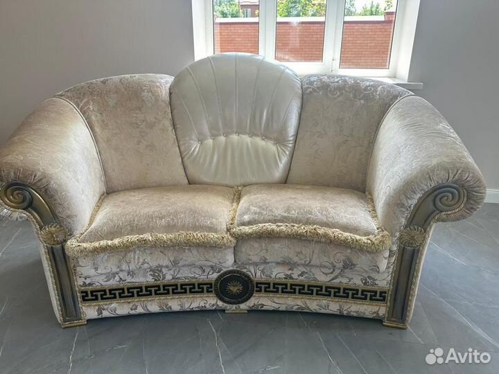 Диваны с креслами