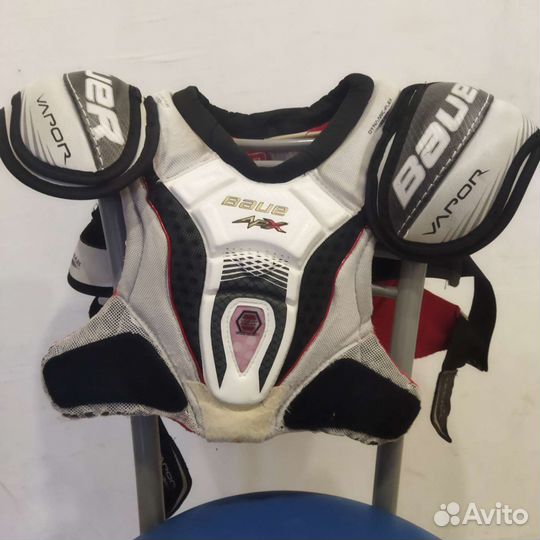 Нагрудник хоккейный