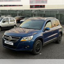 Volkswagen Tiguan 2.0 AT, 2008, 211 000 км, с пробегом, цена 950 000 руб.