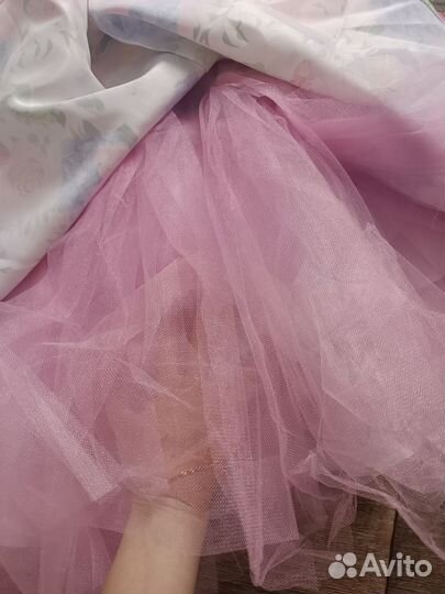 Платье для девочки 134 новое