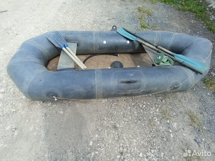 Надувная лодка пвх бу 2 местная