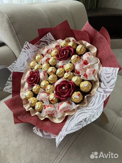 Букеты из конфет в наличии