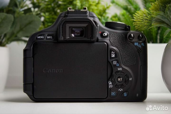 Canon 600D Kit (Пробег 8 тысяч)
