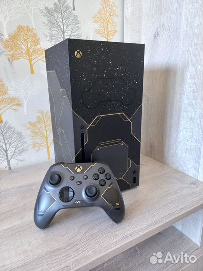 Xbox series X (halo infinite)