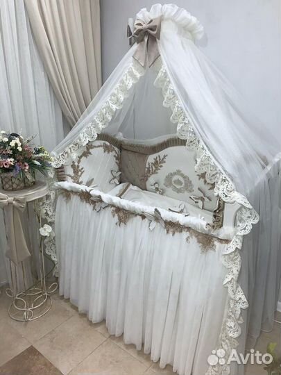 Комлект в кроватку