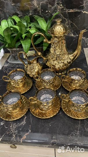 Сервиз чайно-кофейный,Золотая роза