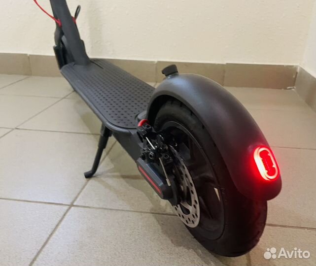 Электросамокат xiaomi m365 pro идел.сост