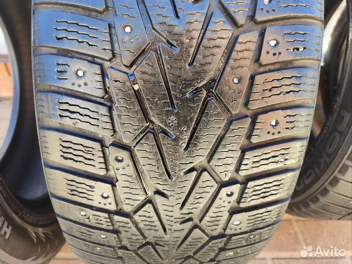 Nokian Tyres Hakkapeliitta 7 235/55 R17