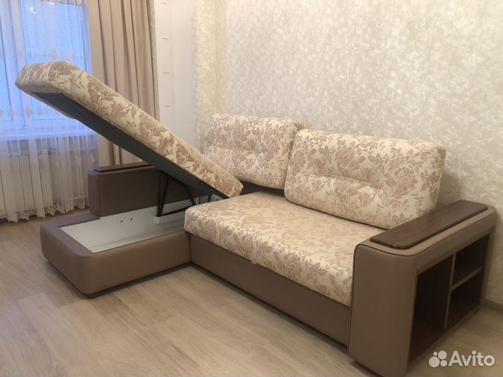 Диван