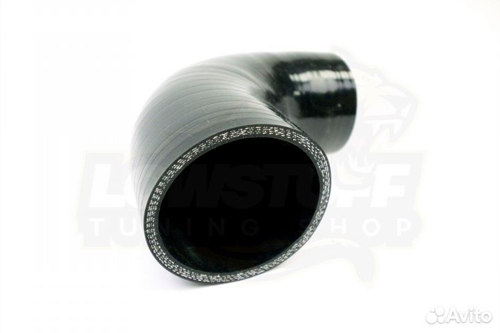 Патрубок силиконовый 90 град 51 мм в 45 мм длина 100 мм стенка 5мм черный