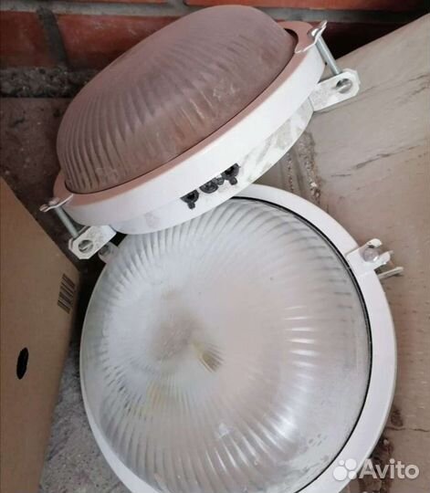 Светильники уличные 2шт