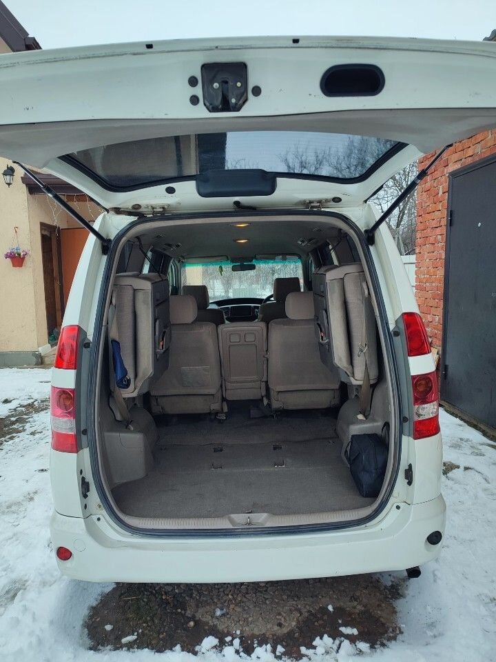 Toyota Noah: фото из отзыва